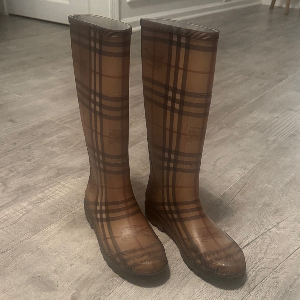 Burberry Plaid Knee-High Rain Boots Sz 6
